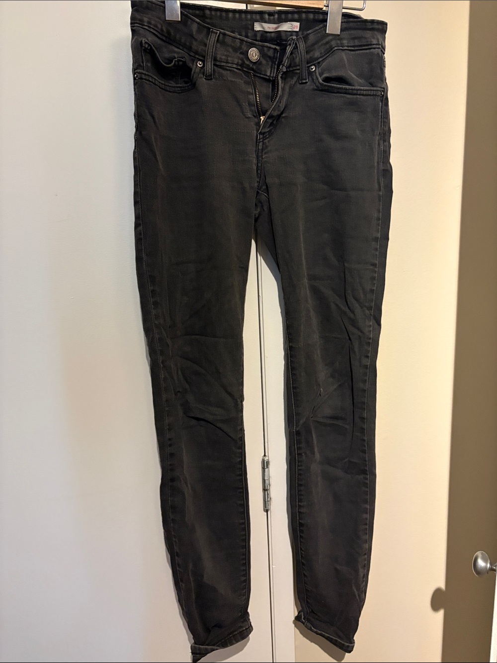 Levi's Skinny Jeans in Washed Black